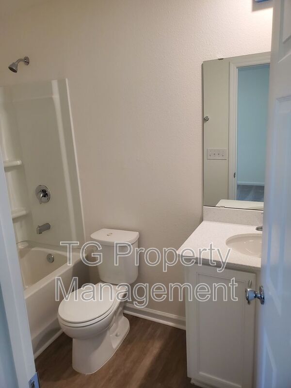 Building Photo - 270 Mustard Hl Ct