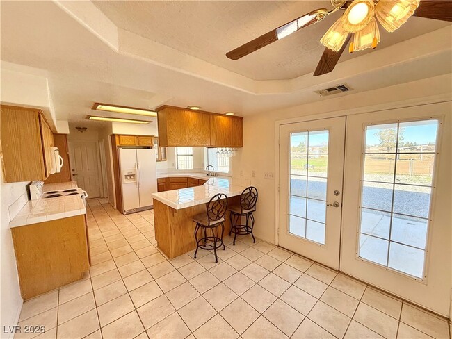 Building Photo - 1230 W Iguana St