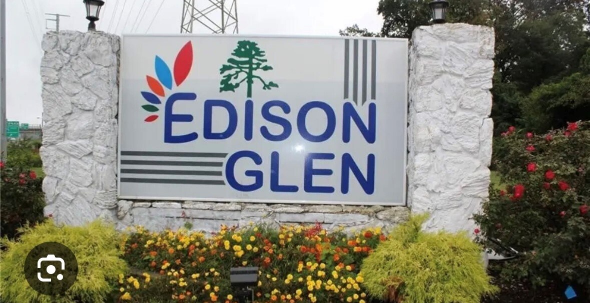 Building Photo - 1506 Edison Glen Terrace