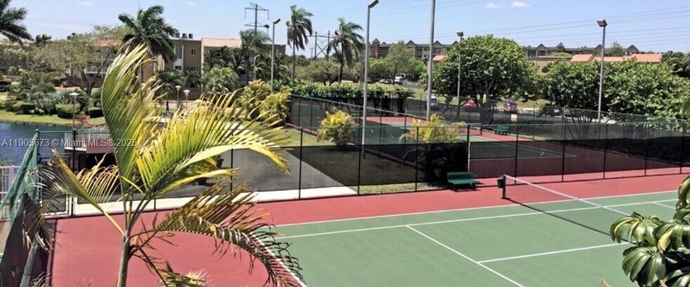 Building Photo - 5231 Geneva Way