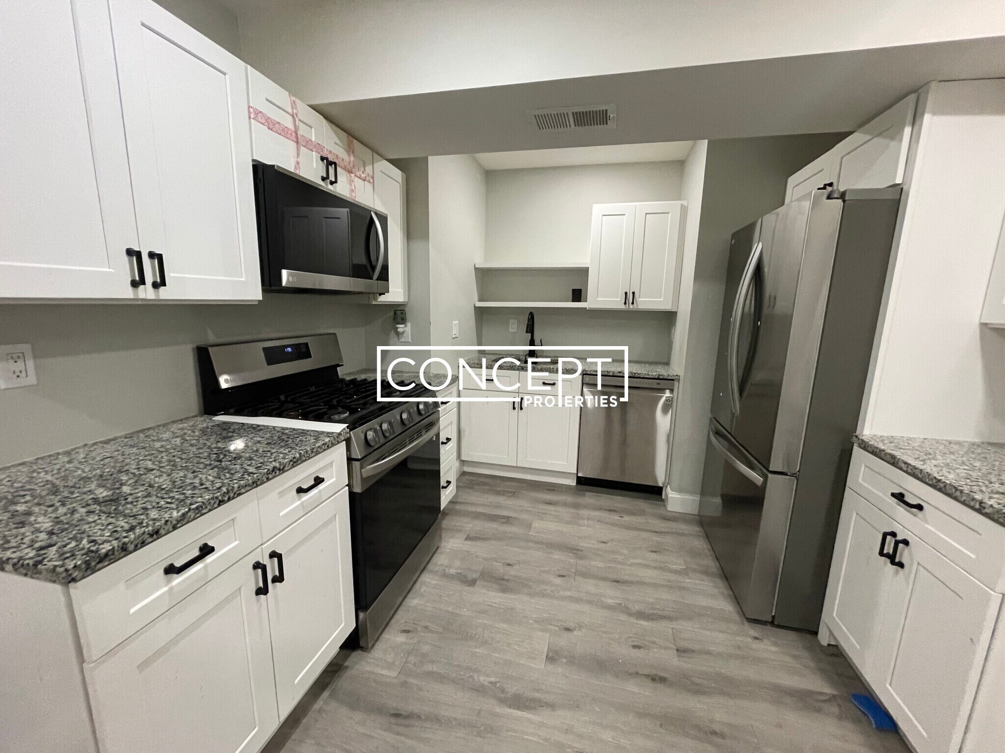 Building Photo - 11 Pierce St