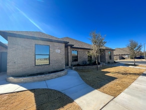 Building Photo - 1302 Milltown Rd