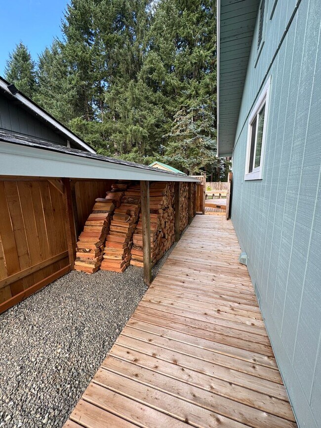 Building Photo - 3Bd/2Ba Carnation Home