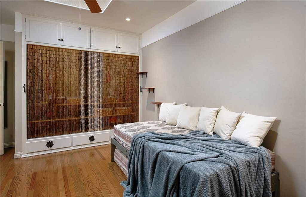 Bedroom #2 - 909 N Santa Anita Ave