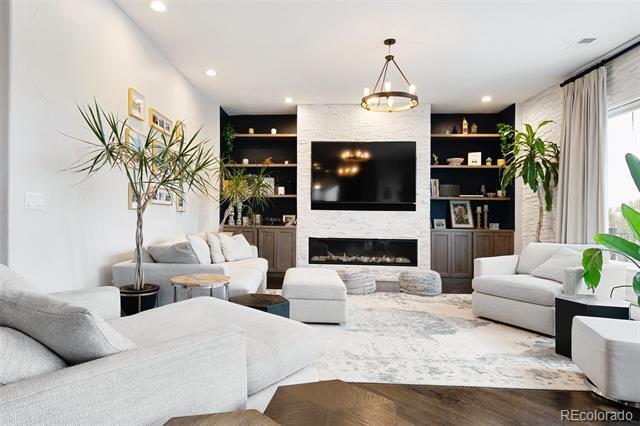 Building Photo - 3412 W 62nd Ave