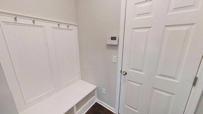 Building Photo - 2623 Dunkirk Cir