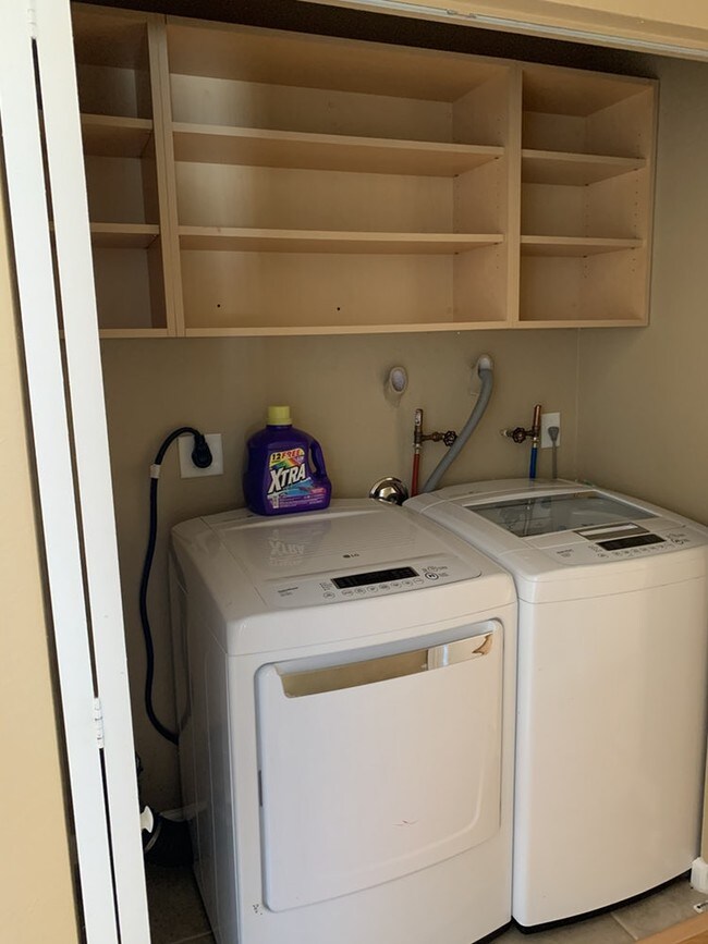 Washer and Dryer - 6312 Spring Lake Terrace
