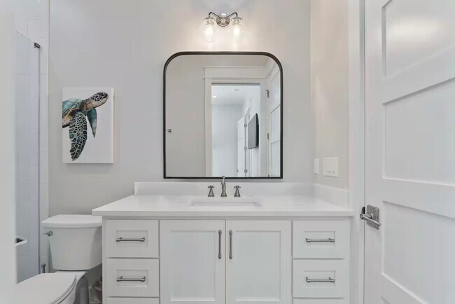 Building Photo - 107 Benicia Pl