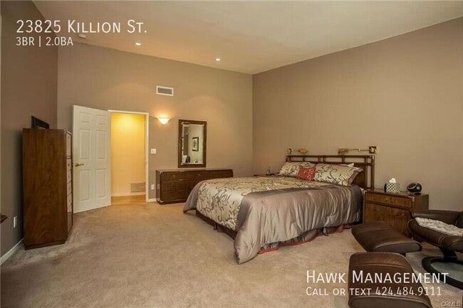 Building Photo - 23825 Killion St
