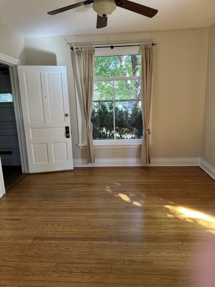 Living Room - 1428 Washington St