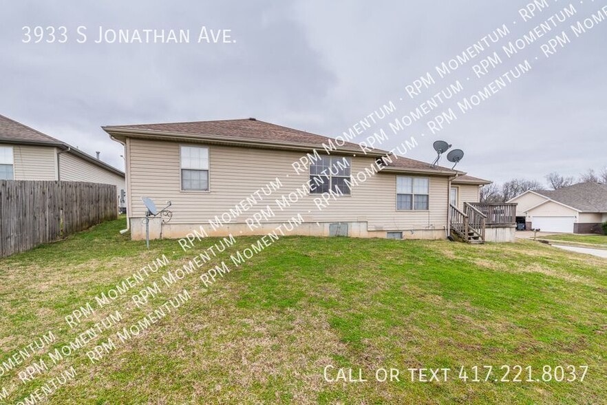 Building Photo - 3933 S Jonathan Ave