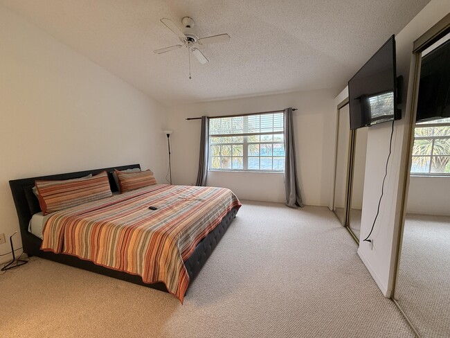 Building Photo - 5121 Sabal Gardens Ln