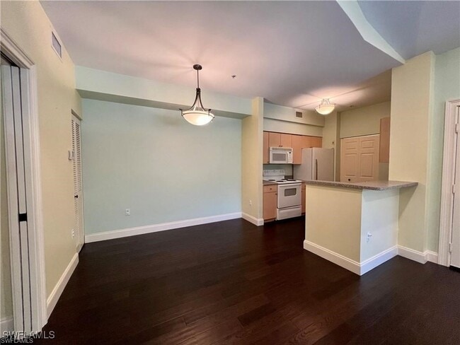 Building Photo - 1160 Reserve Way