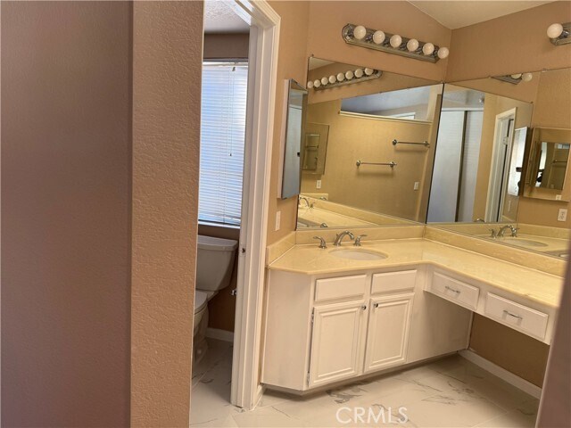 Building Photo - 16169 Singing Hills Dr