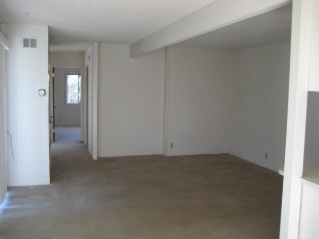 Building Photo - Adeline 615-617