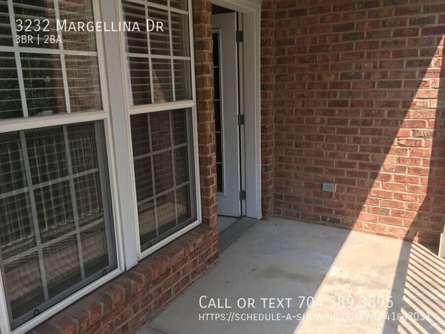 Building Photo - 3232 Margellina Drive
