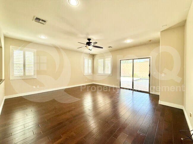 Building Photo - 4010 E Expedition Way