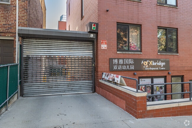 Building Photo - 87-22 51st Ave