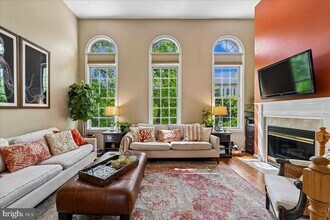 Building Photo - 4663 Kirkland Pl