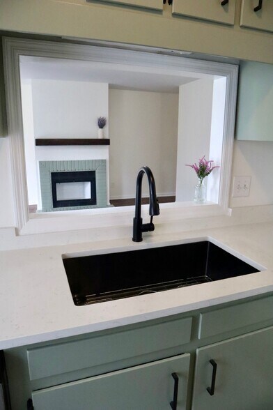 Building Photo - 108 Cedar Grove Dr