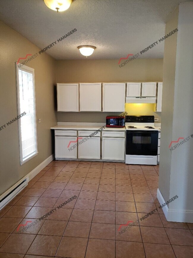 Building Photo - STATUS: AVAILABLE  | R191B | $1795