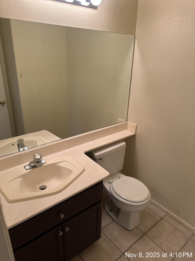 Building Photo - 6833 Coral Rock Dr