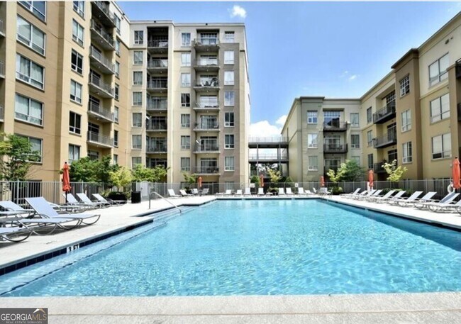 Building Photo - 711 Cosmopolitan Dr NE