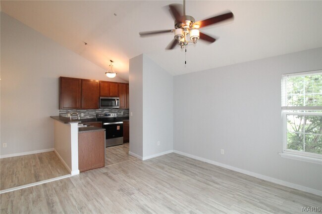 Building Photo - 13300 Spring Creek Ln