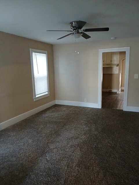 Building Photo - 641 Western Ave