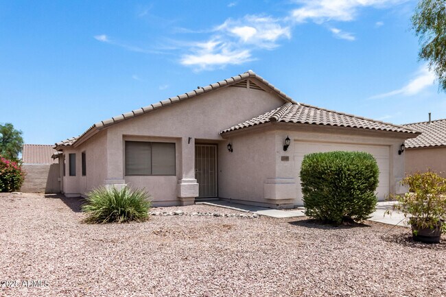 Building Photo - 16455 N 137th Dr