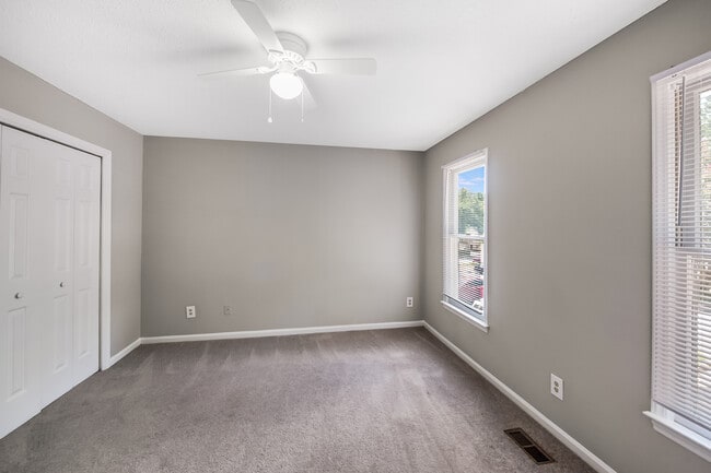 Building Photo - 2039 Trexler Ct