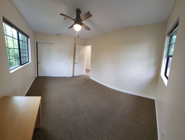 Building Photo - LOCATION-CLOSE PROXIMITY TO POLY CAMPUS