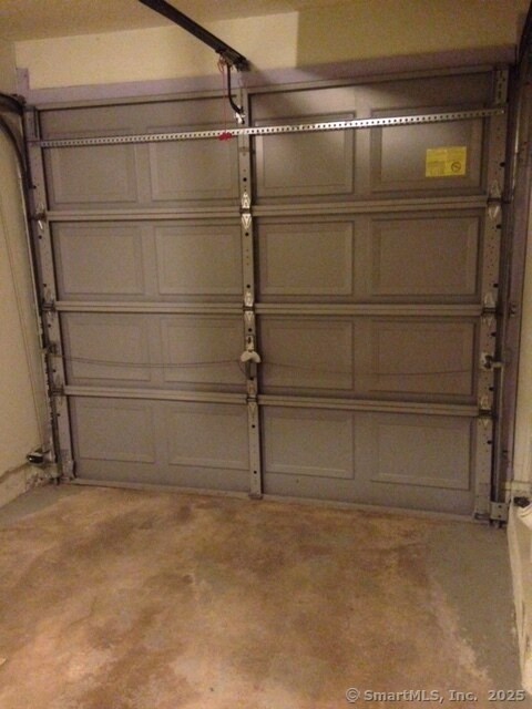 Building Photo - 36 N Mountain Rd