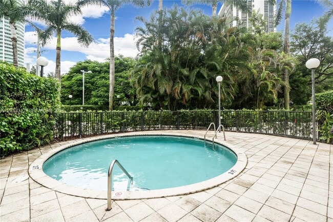 Building Photo - 1834 Brickell Ave