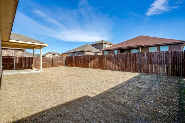 Building Photo - Perfectly located.  3 Bedroom, 2 Bath Home in Twin Mills- Eagle Mountain Saginaw ISD- 76179