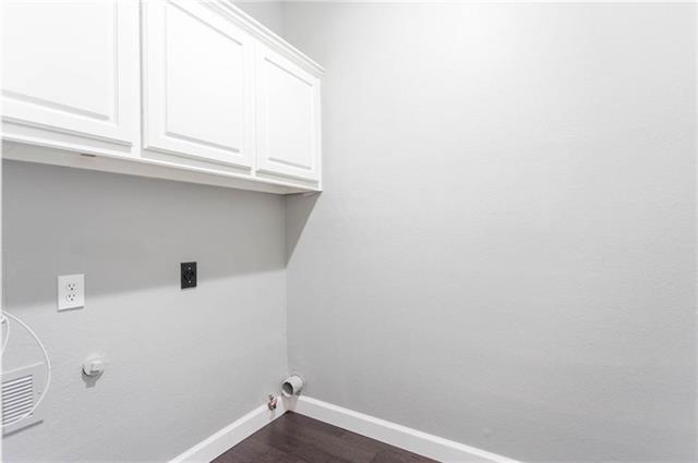 Building Photo - 6316 Palomino Dr