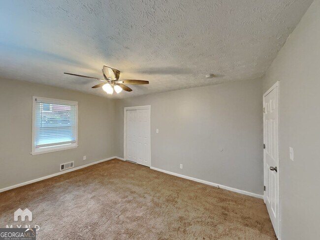 Building Photo - 3821 Rex Mill Square