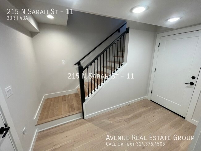 Building Photo - 215 N Sarah St