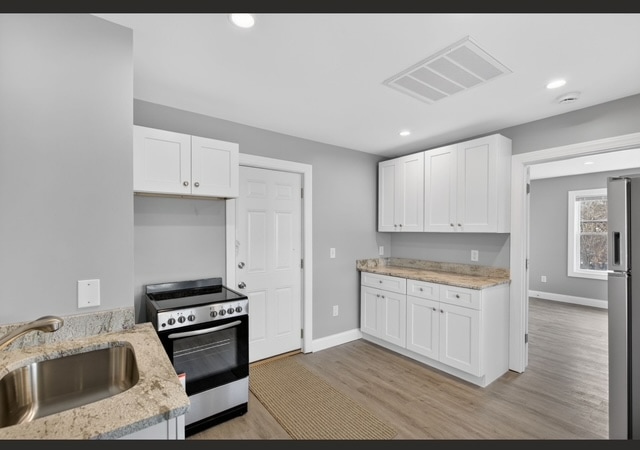 Building Photo - 122 Brookside Ave