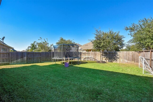 Building Photo - 6427 Addlestone Ridge Ln
