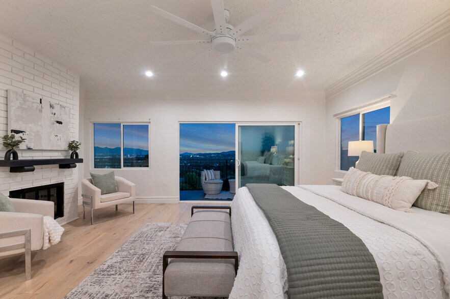 Building Photo - 5952 Woodland View Dr