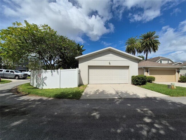 Building Photo - 3444 Cowart St