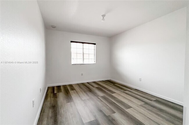 Building Photo - 21424 NW 13th Ave
