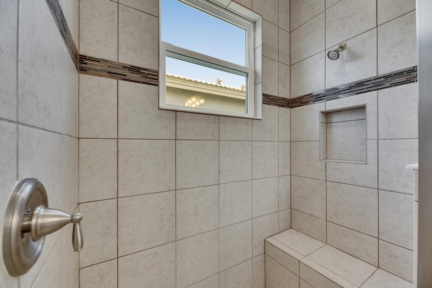 Building Photo - 4915 Sienna Isles Ave