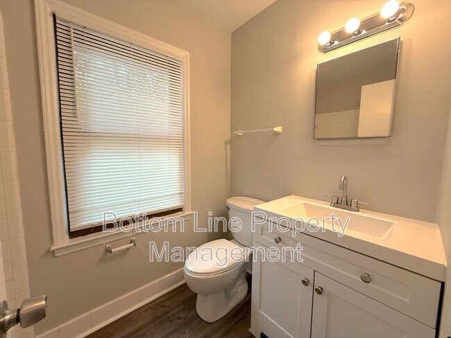 Building Photo - 3315 Wiseman Dr