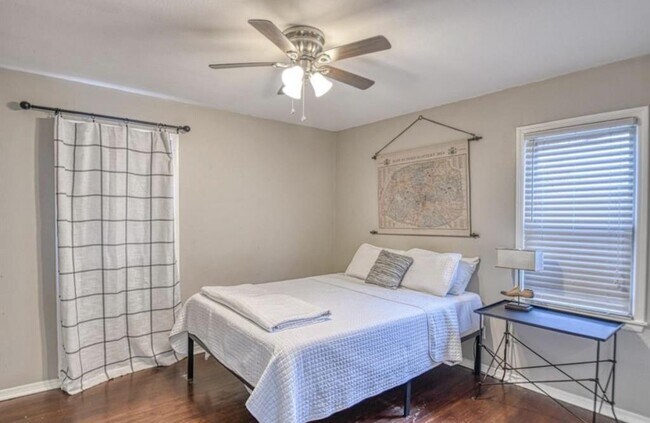 Building Photo - 4508 NW 34th St