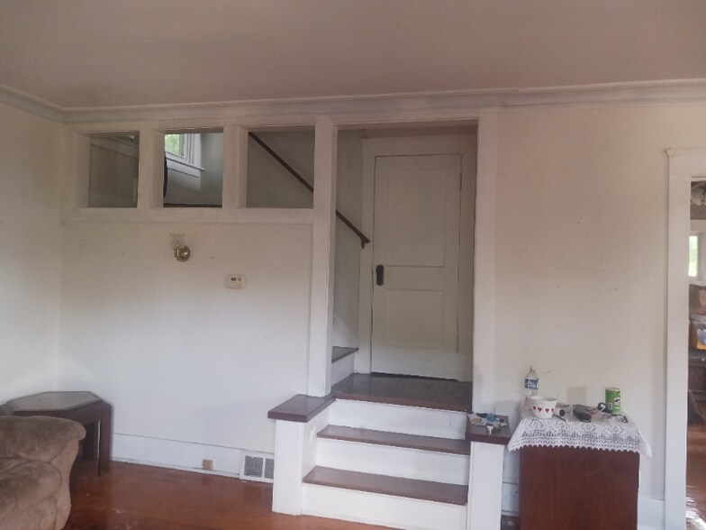 Building Photo - 817 Bancroft Ct