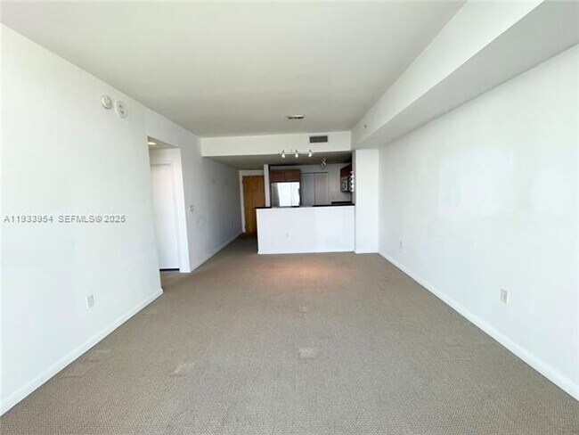 Building Photo - 253 NE 2nd St