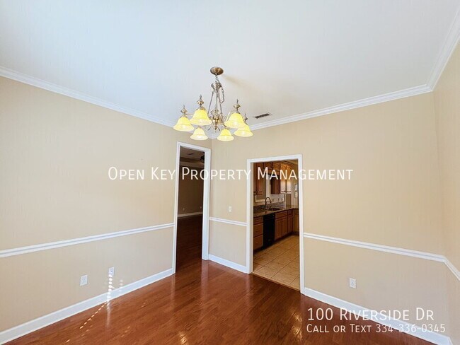 Building Photo - 100 Riverside Dr