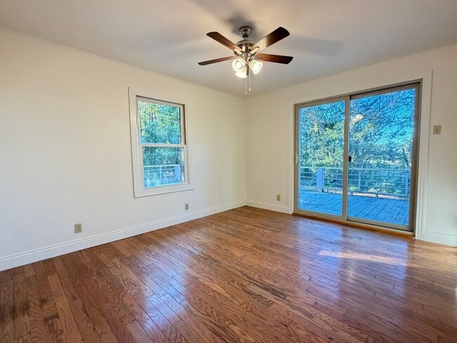 Building Photo - 5 Bed 3 Bath Home in Ruston